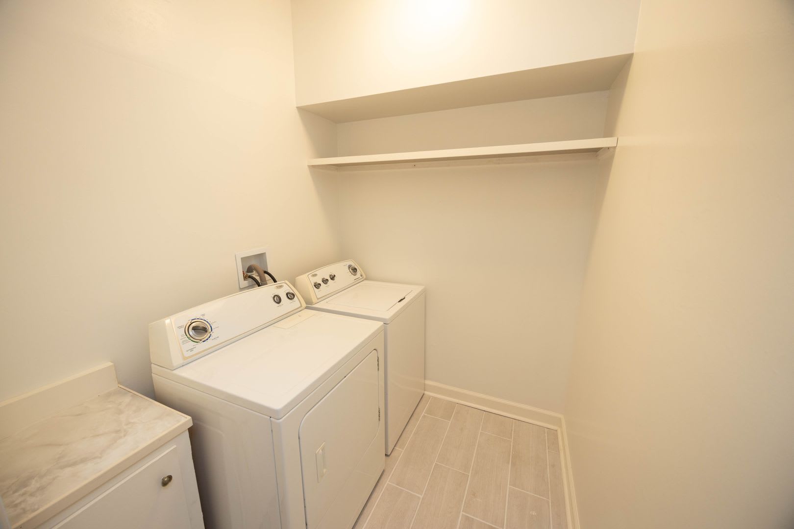 2043 Hazel Hedge Ln. – photo 5