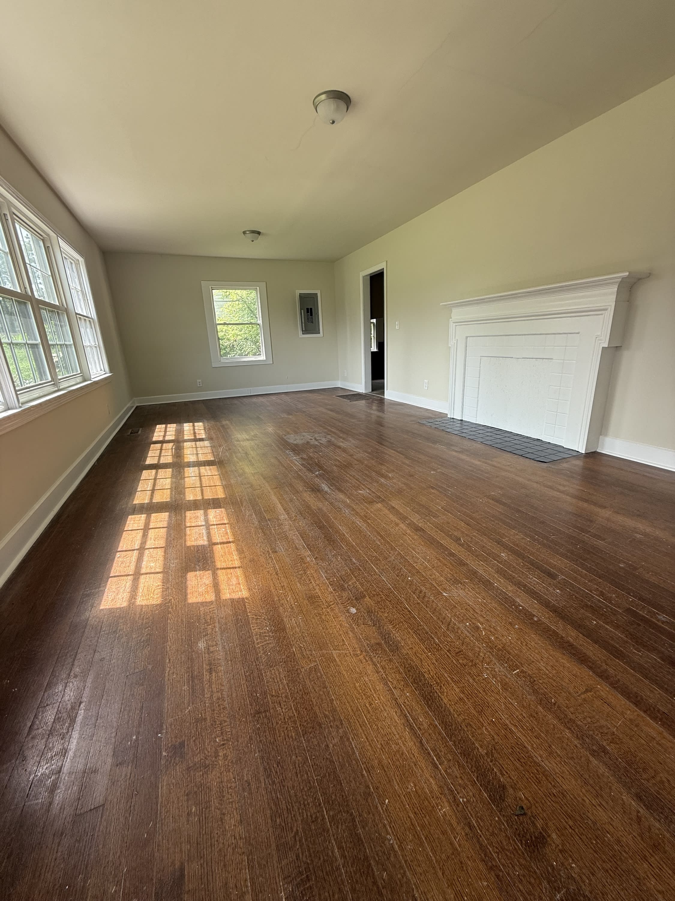 1212 Mims Street Southwest – photo 2