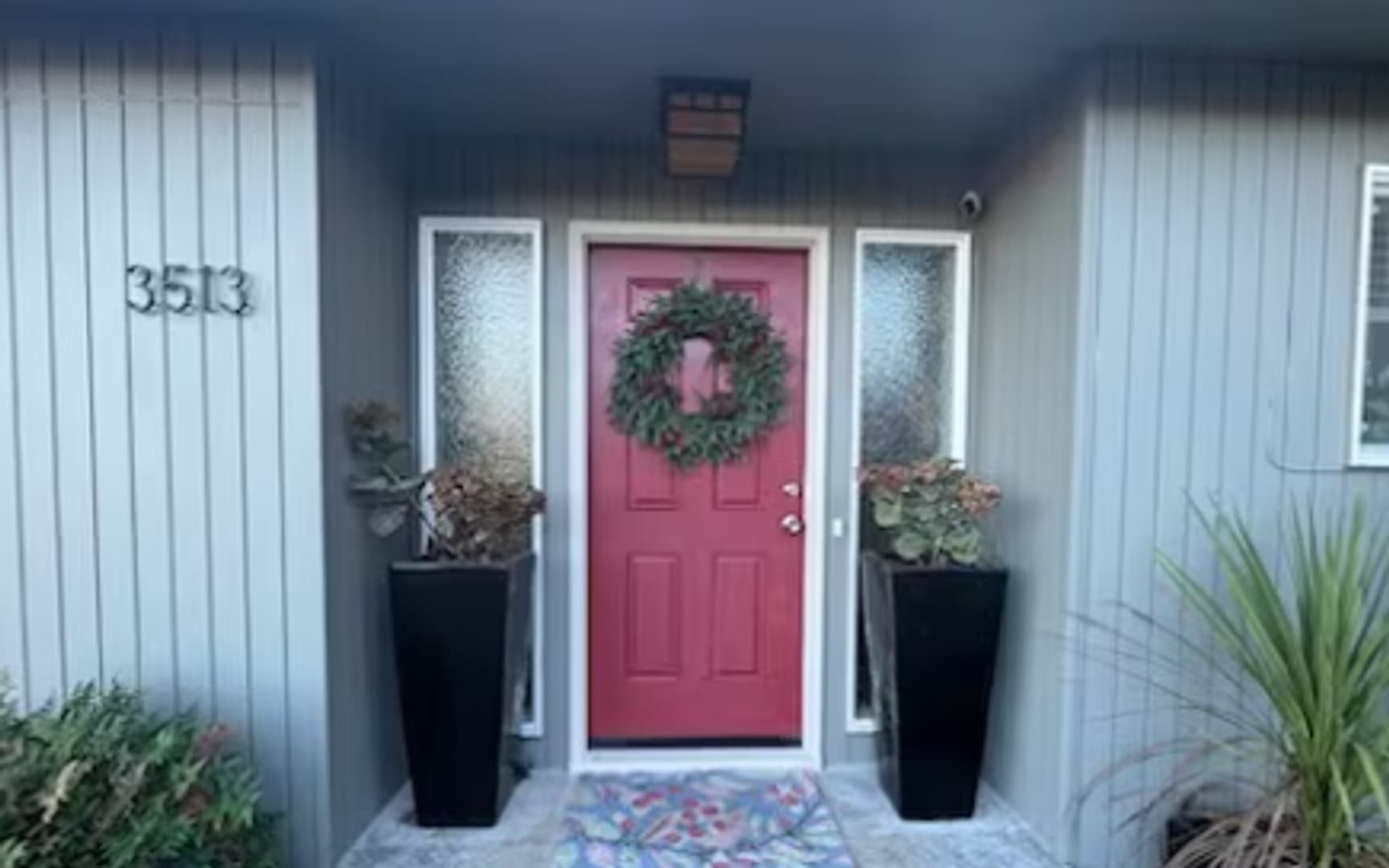 Charming Rambler 2 Bed 1 Bath Fence Backyard 1 Car Garage Available Sept 9Th – photo 2