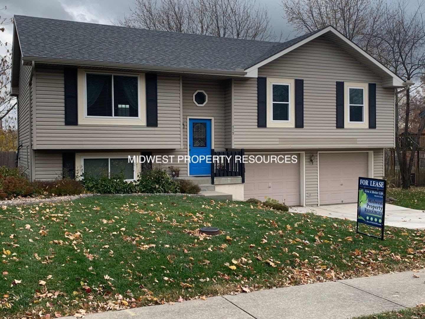 Beautiful 3 Bedroom Home In Raymore – photo 2