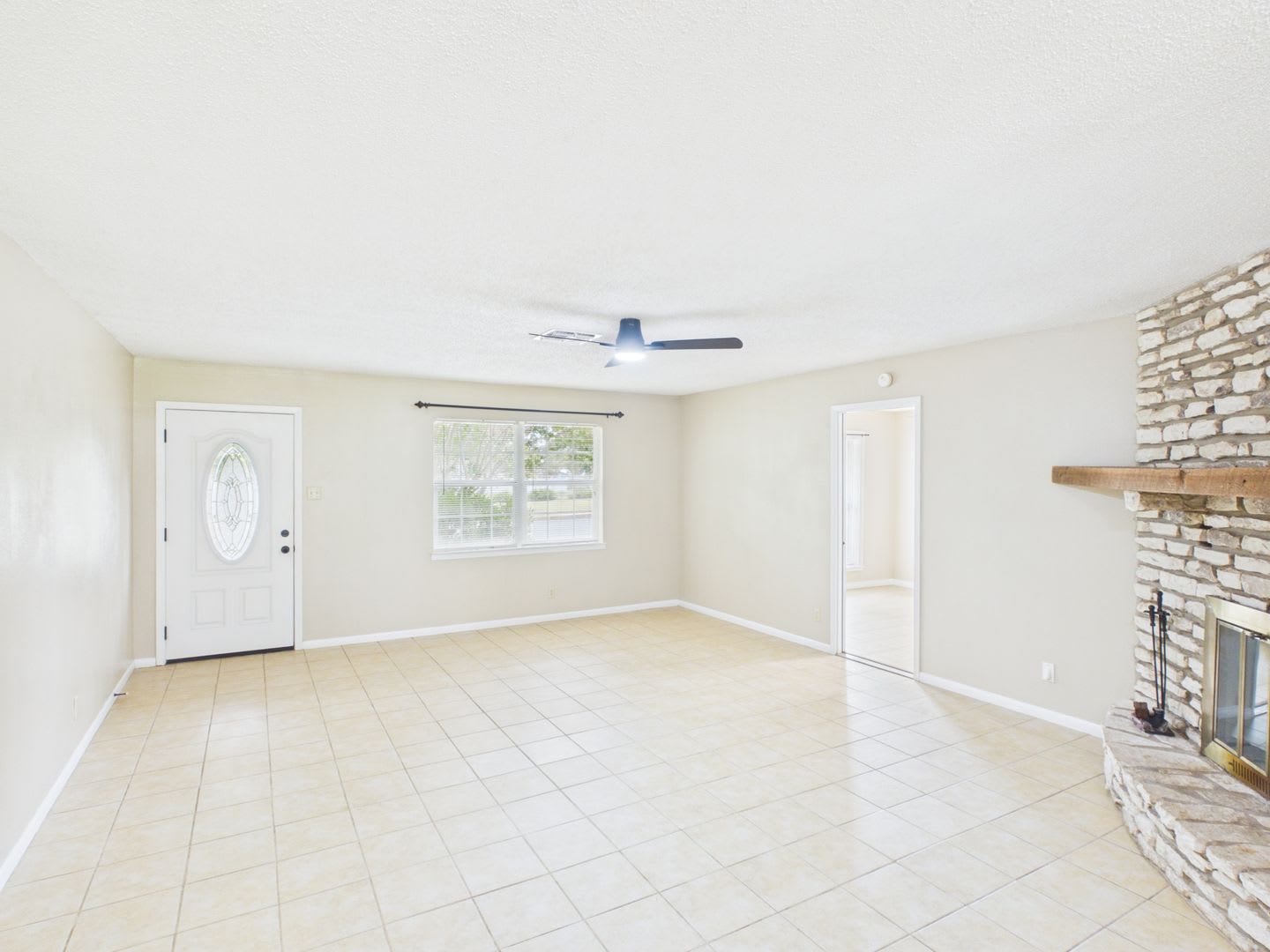 Room To Live Room To Relax Spacious 3 Bedroom Home – photo 5