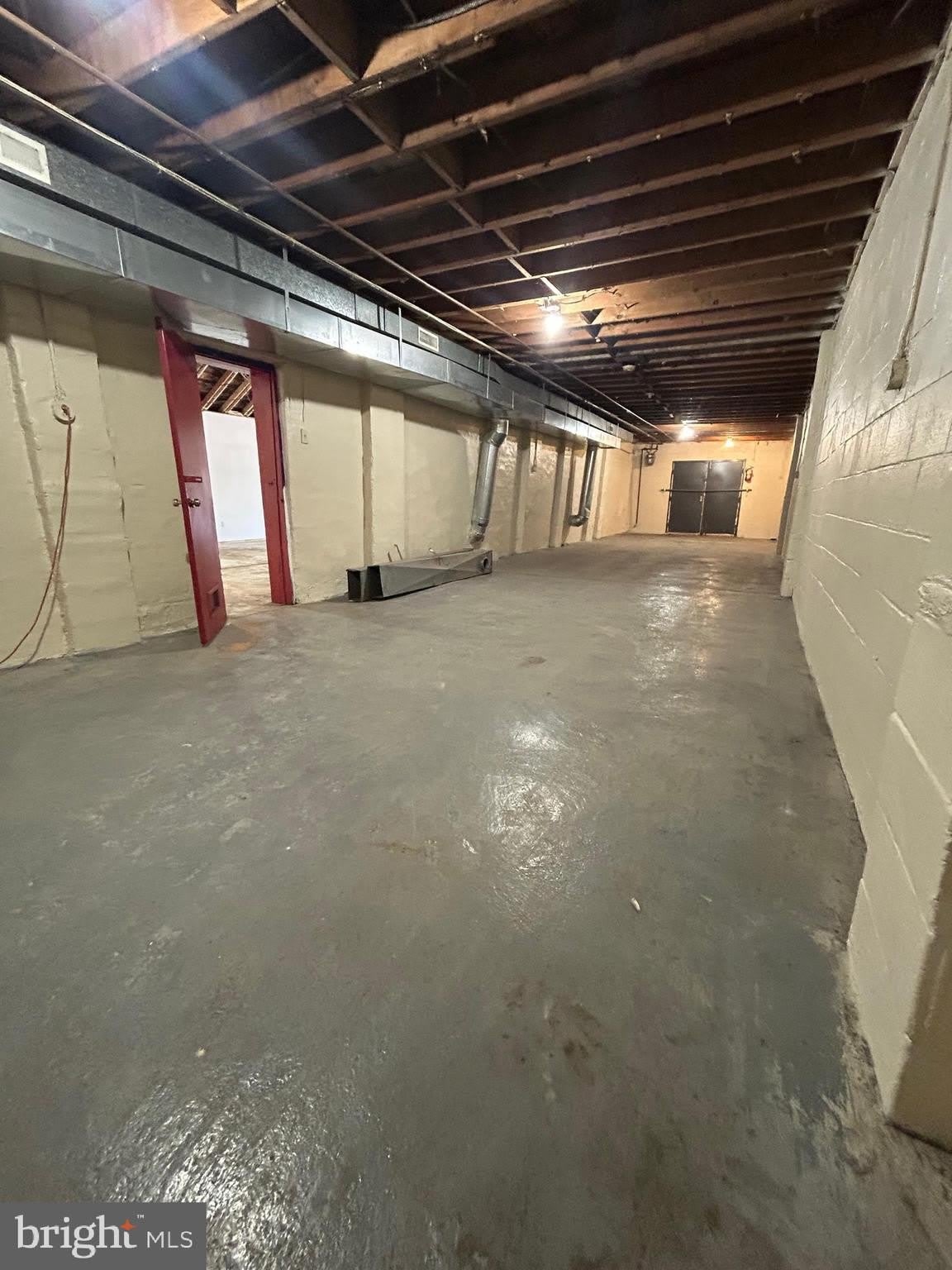 2305 MCELDERRY Street – photo 2