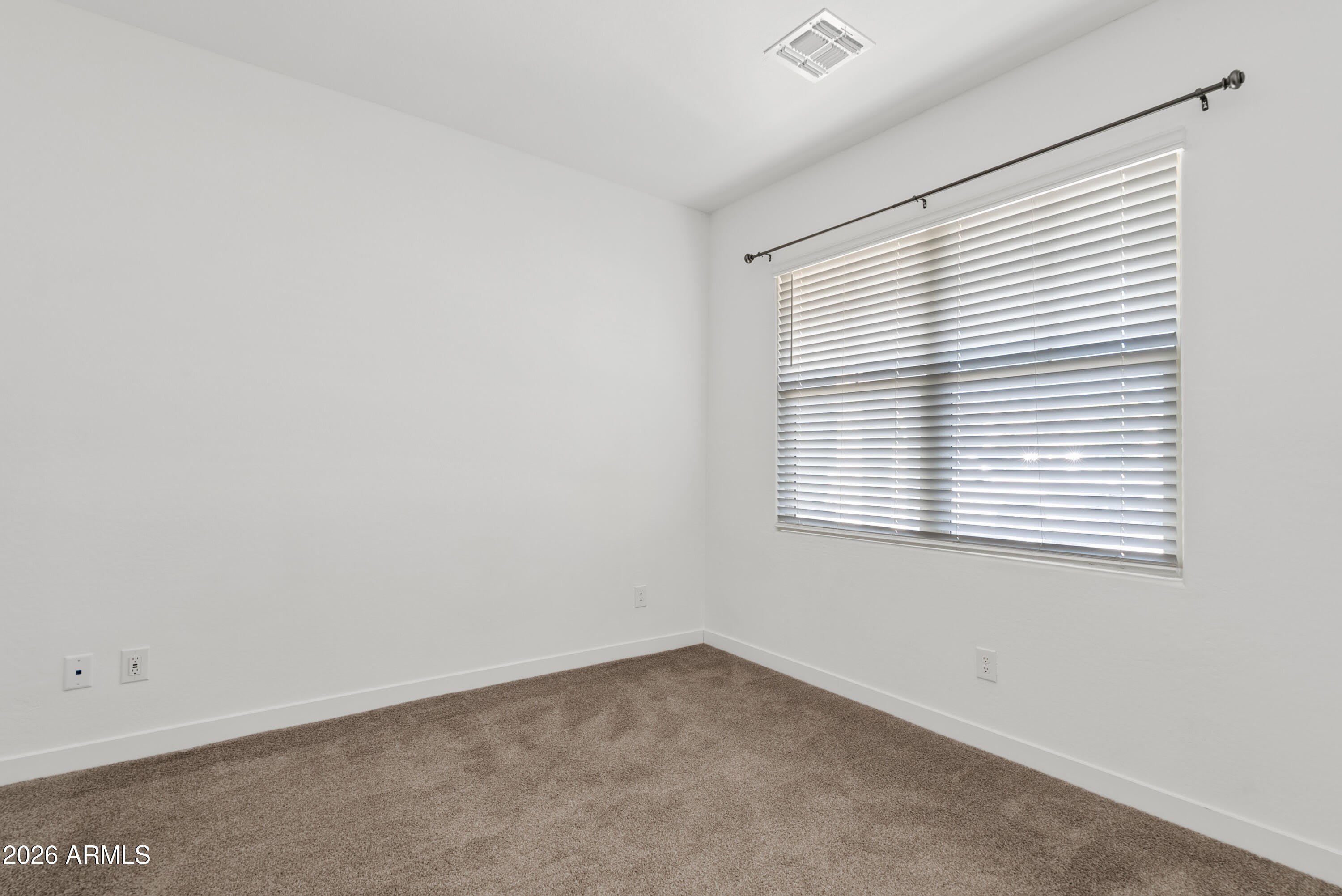 4658 S Vapor – photo 2