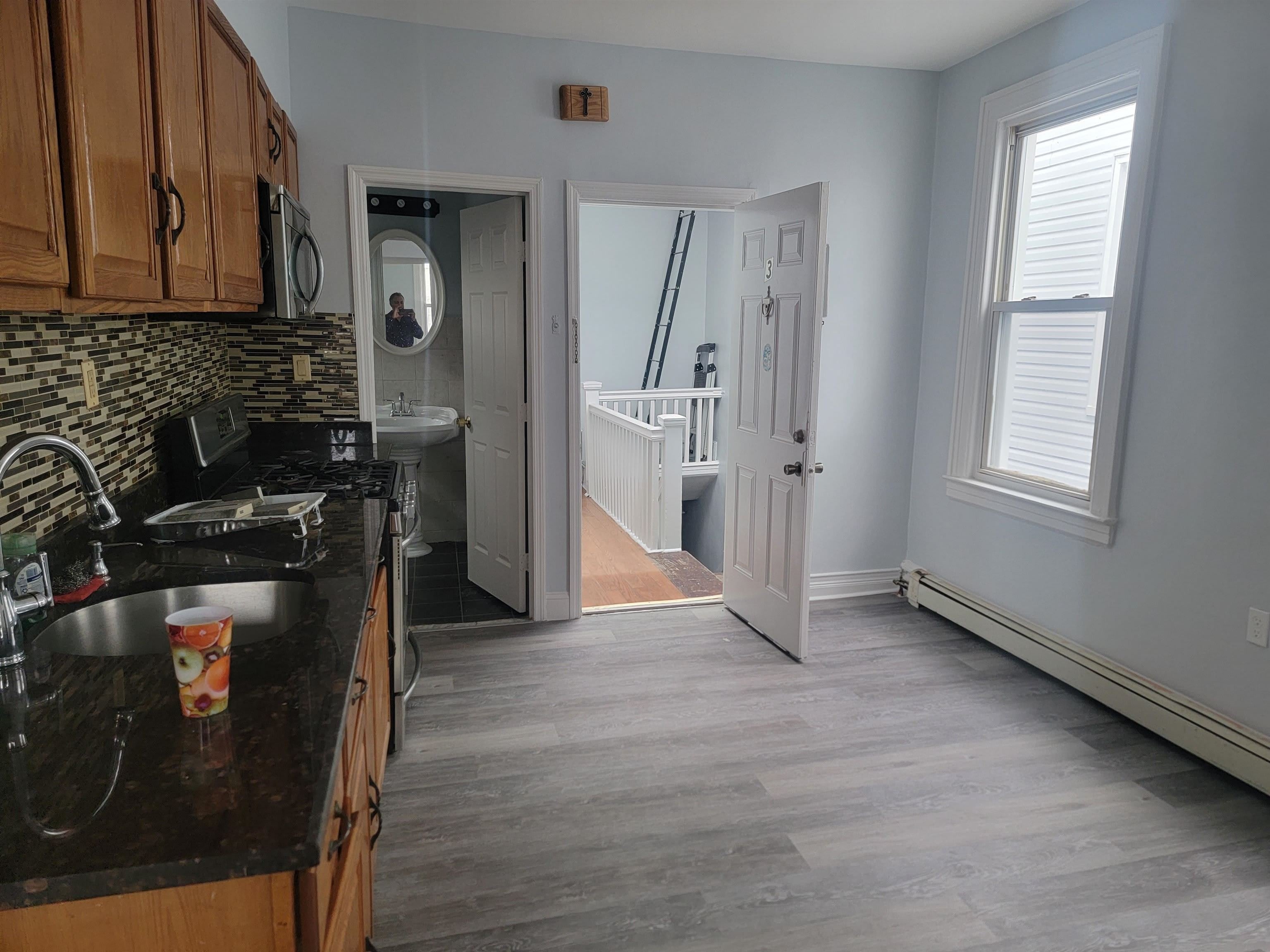 291 CATOR AVE – photo 5