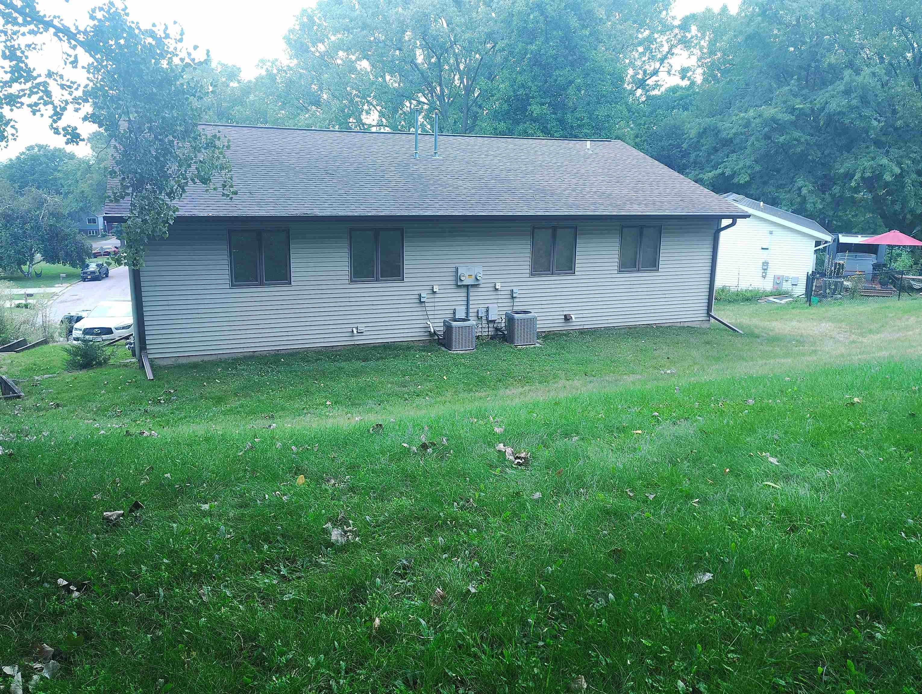 701 Iroquois Court – photo 3