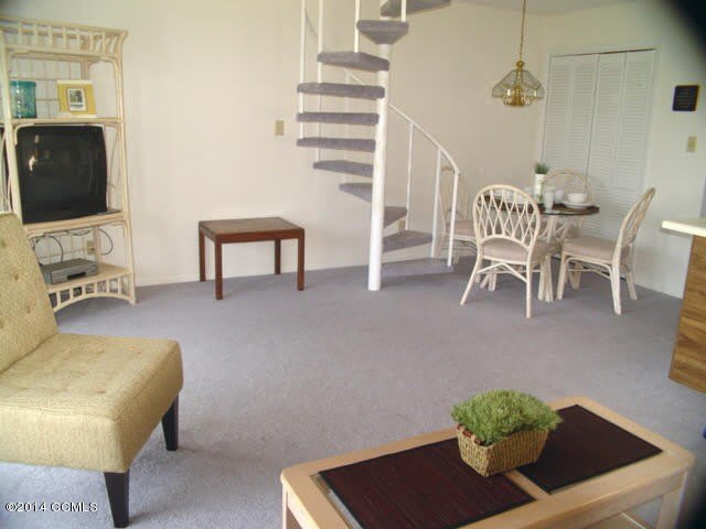 9201 Coast Guard Road – photo 3