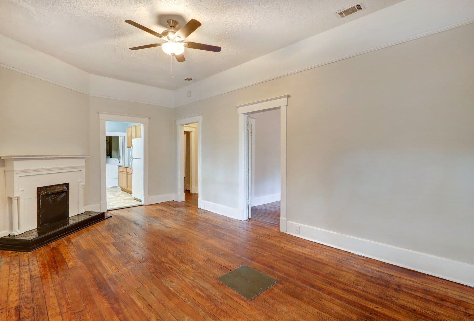 Single Family Home – photo 3