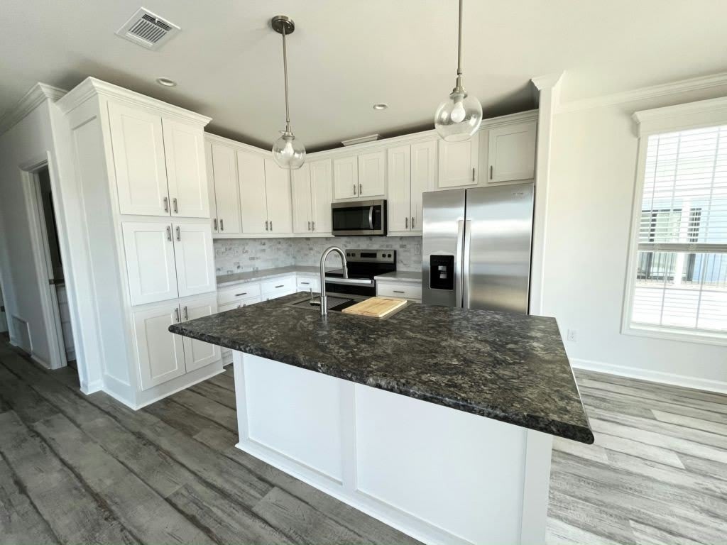 115 N Lake Drive – photo 5