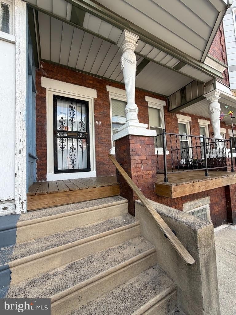 64 W SHARPNACK ST – photo 2