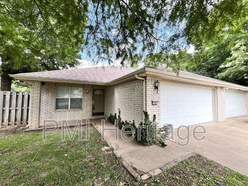 886 N Daisy Ln – photo 1