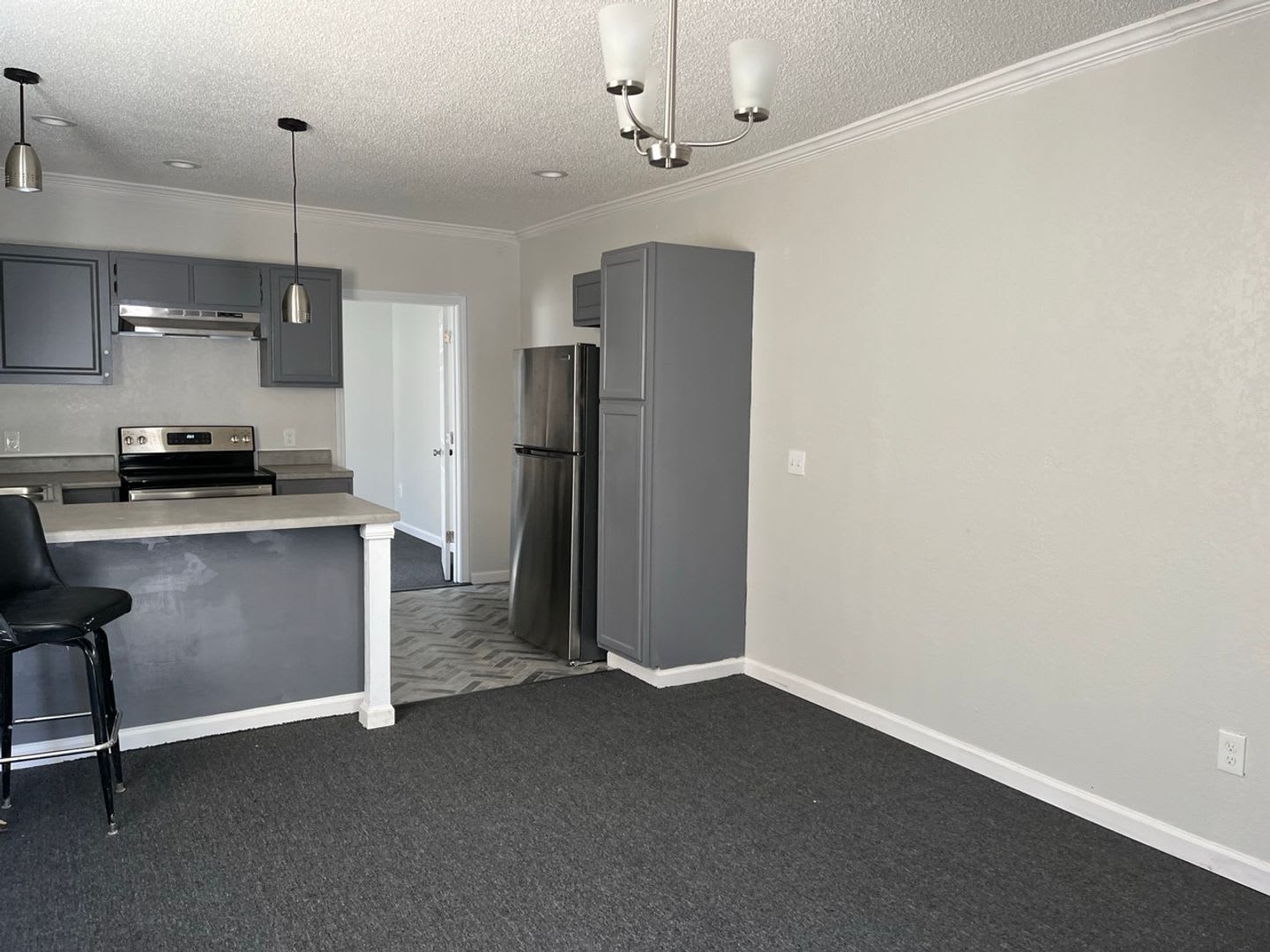1 bedroom apartment all inclusive rent – photo 2