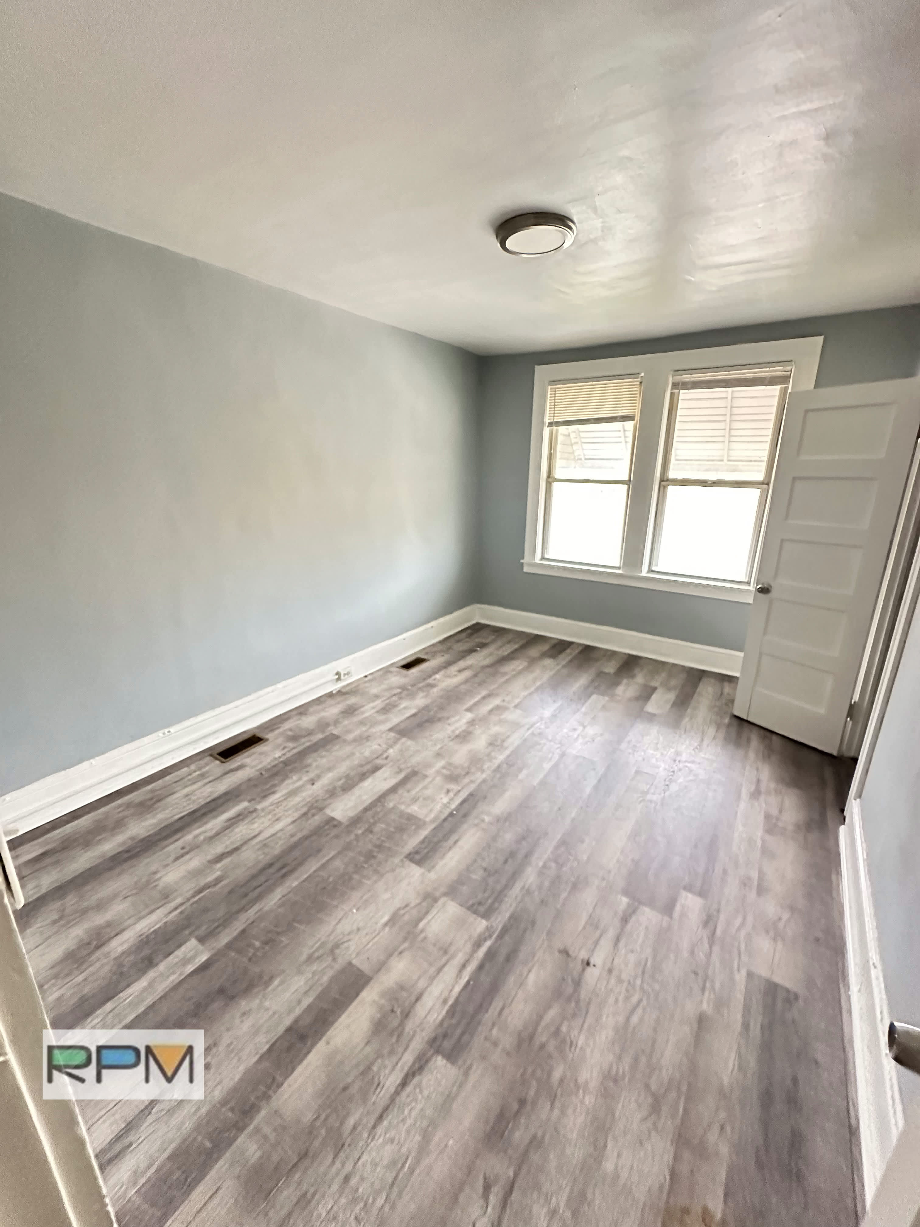 4114 Eierman Ave – photo 5
