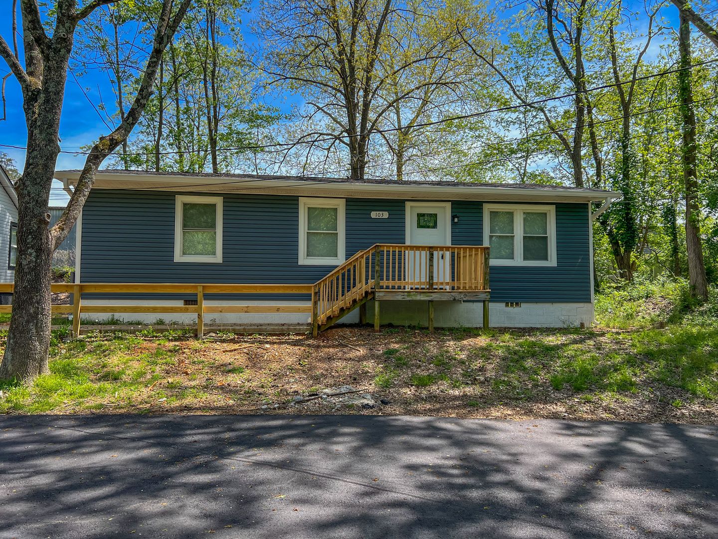 Completely Remodeled Single-Family Home! – photo 1
