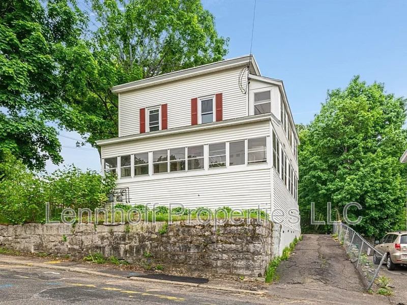9 Martel Street – photo 1