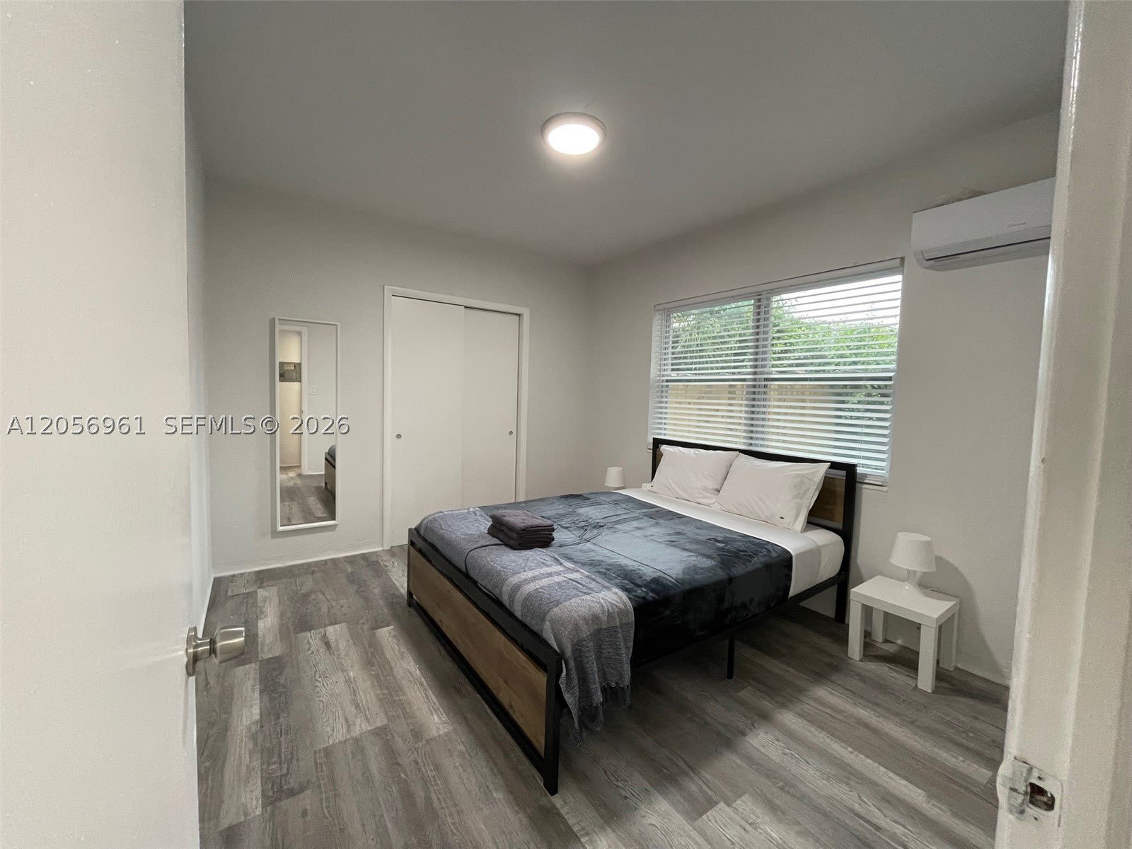 1117 SW 37th Ave – photo 5