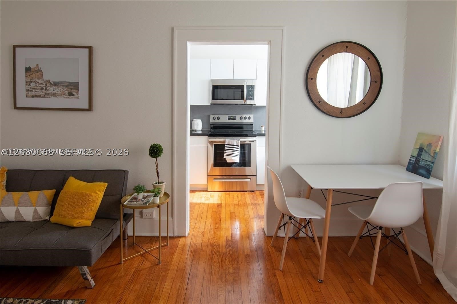 124 Mendoza Ave – photo 4