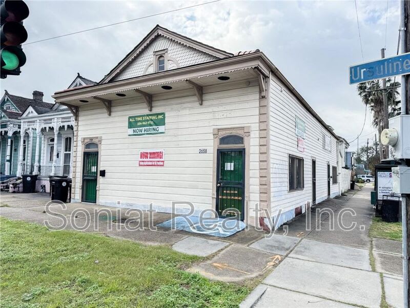 2658 Ursulines Avenue – photo 1