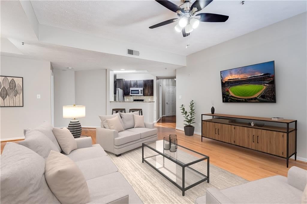 1250 Parkwood Circle SE – photo 4