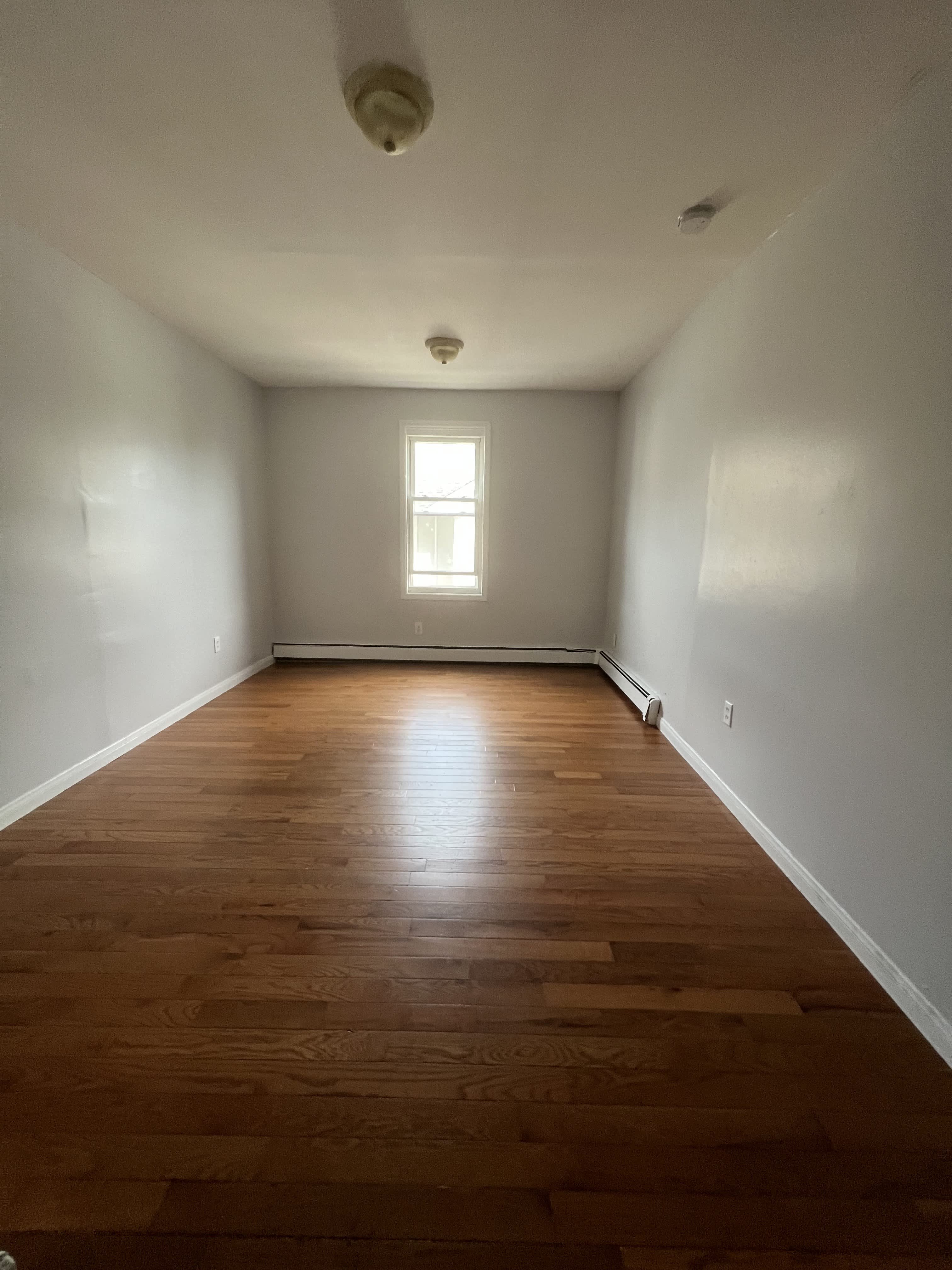 166 Chancellor Avenue – photo 3