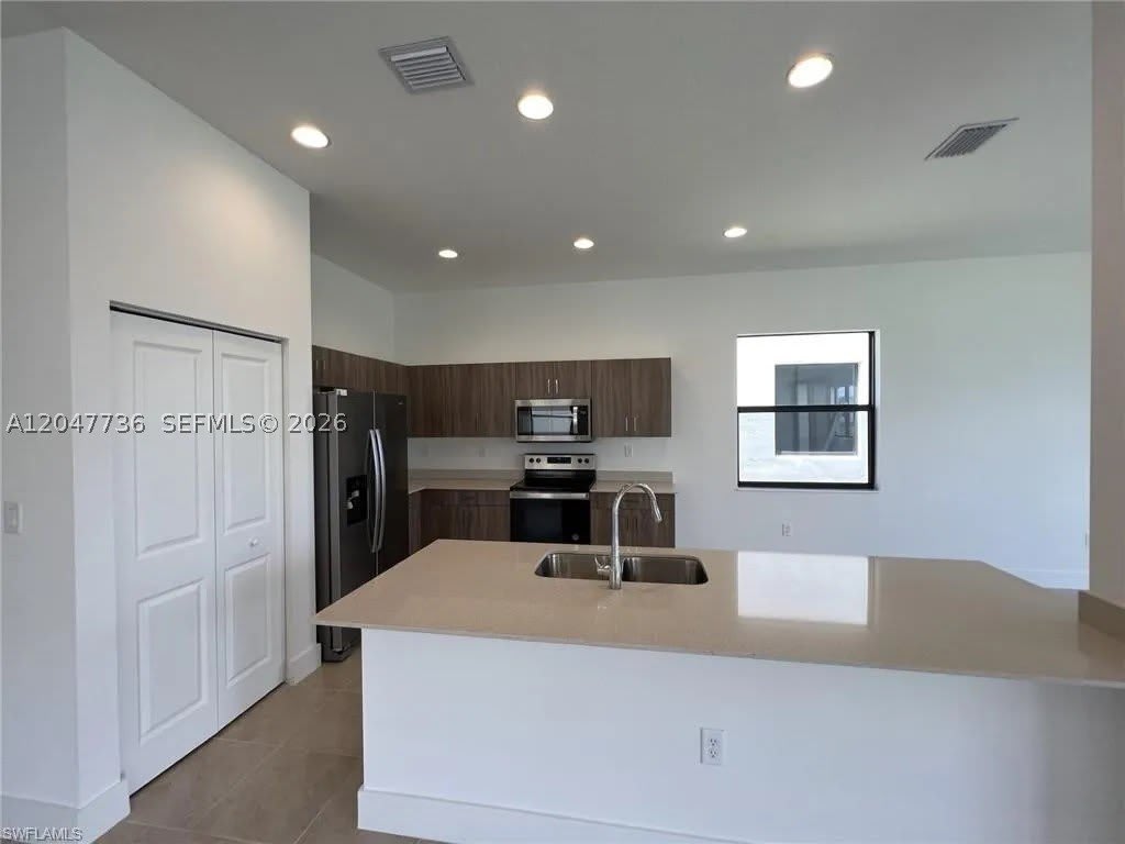5645 Cerva Lane – photo 4