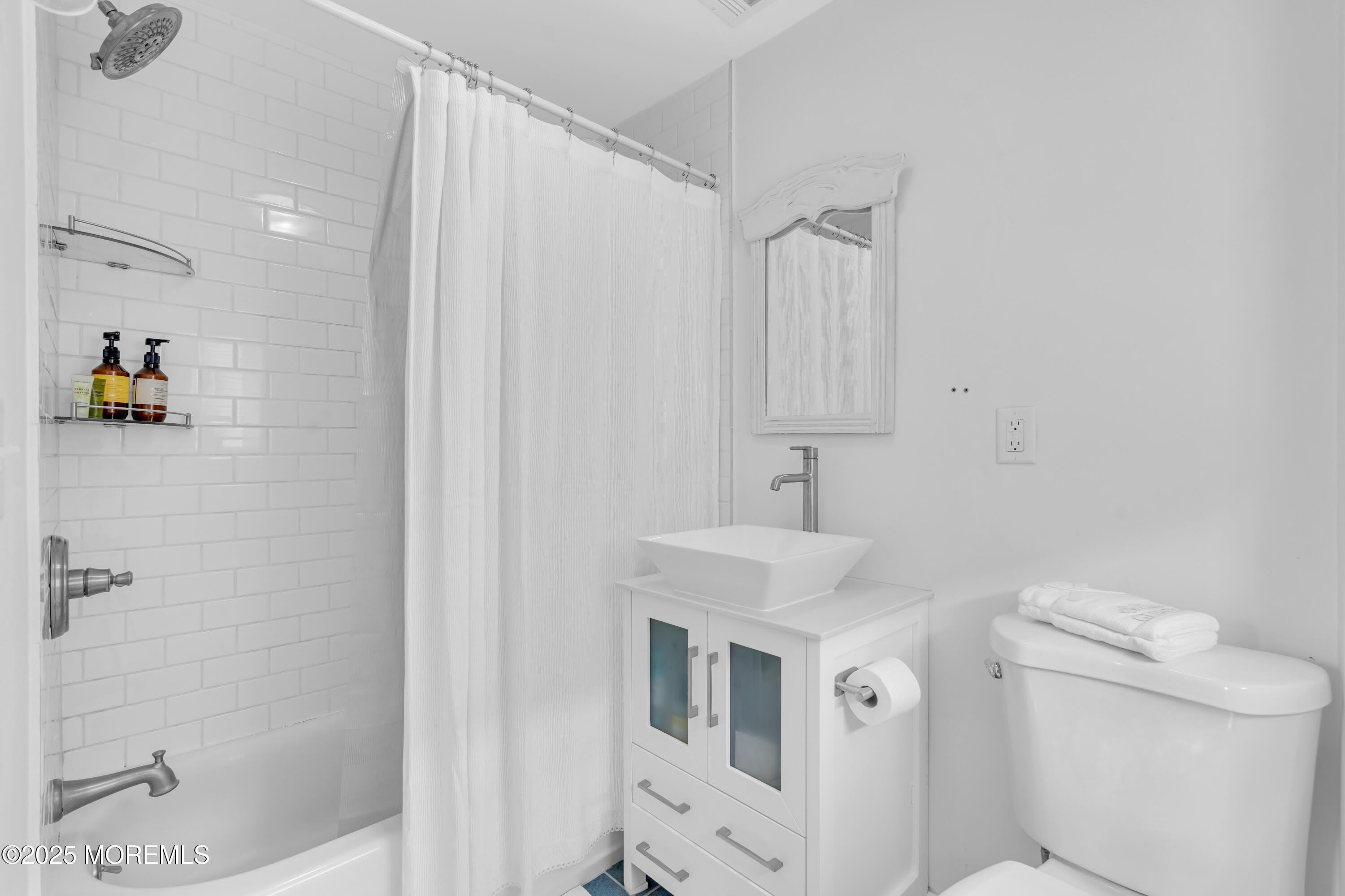 629 Redmond Avenue – photo 4