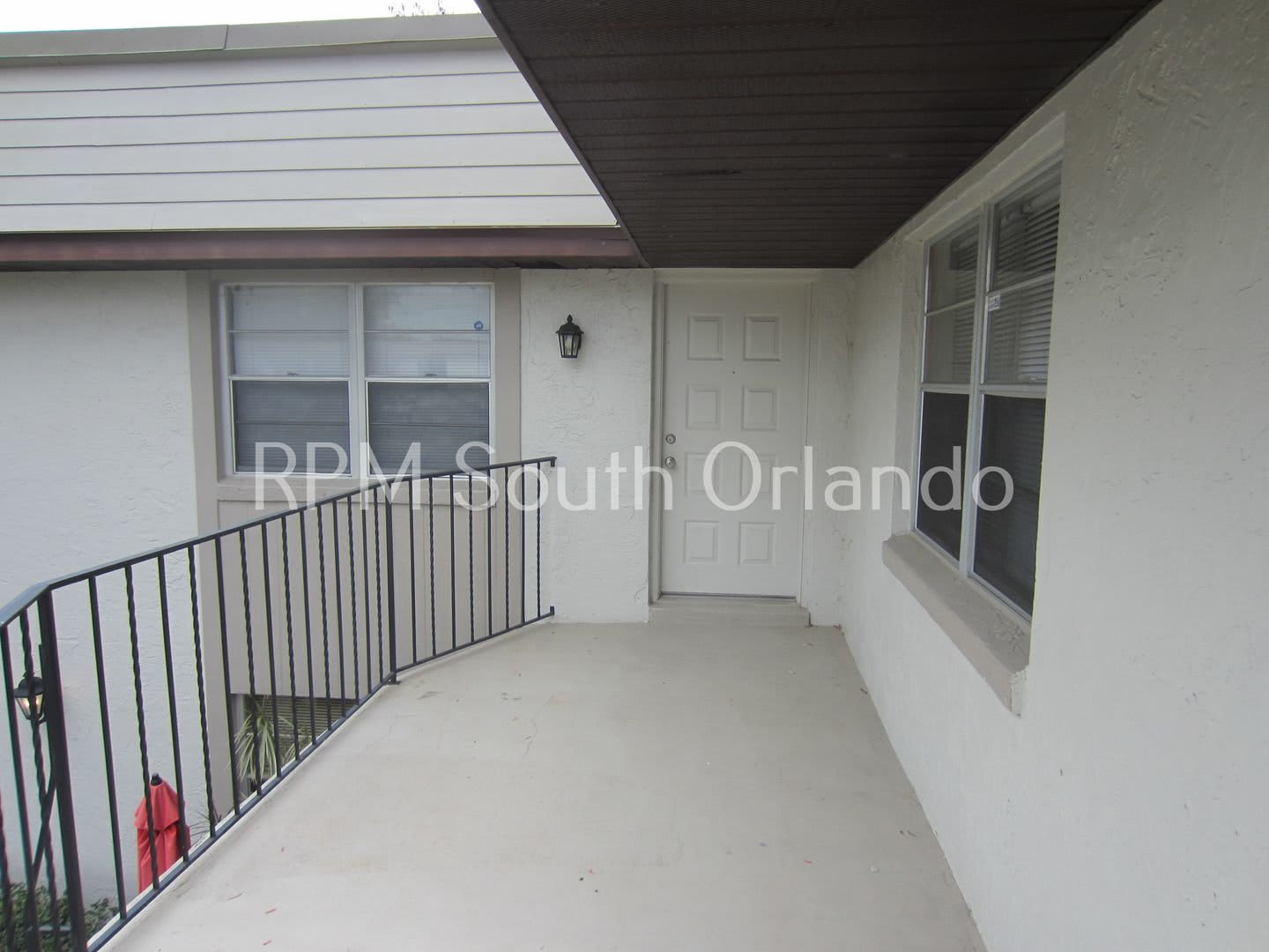 Great location! 2nd floor condo in Winter Garden – photo 2