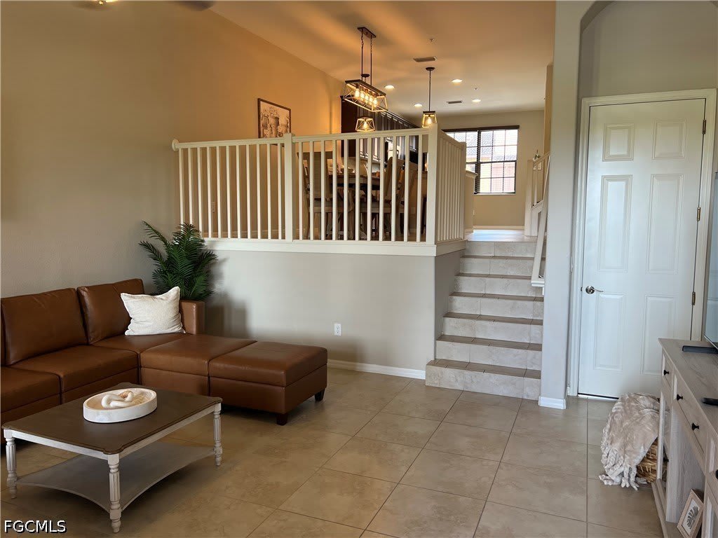 11875 Izarra Way – photo 5