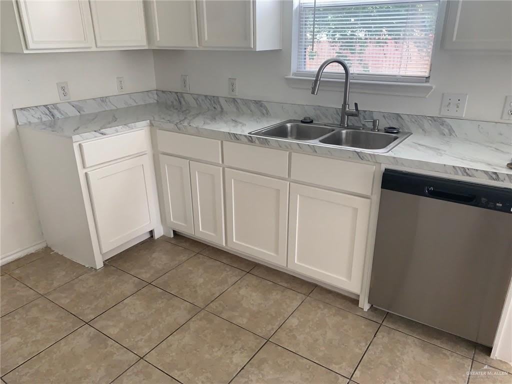 4205 Santa Lucia Street – photo 5