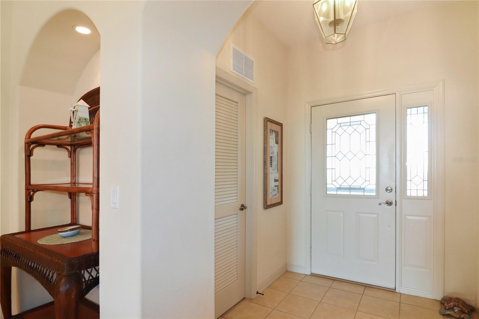 20846 QUEEN ALEXANDRA Drive – photo 3