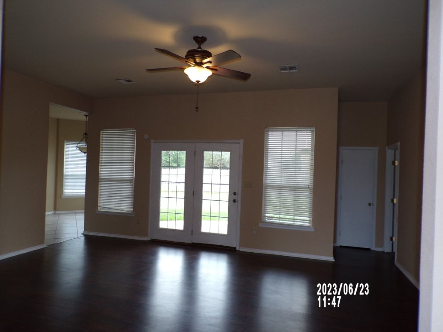 828 Wisconsin St – photo 2