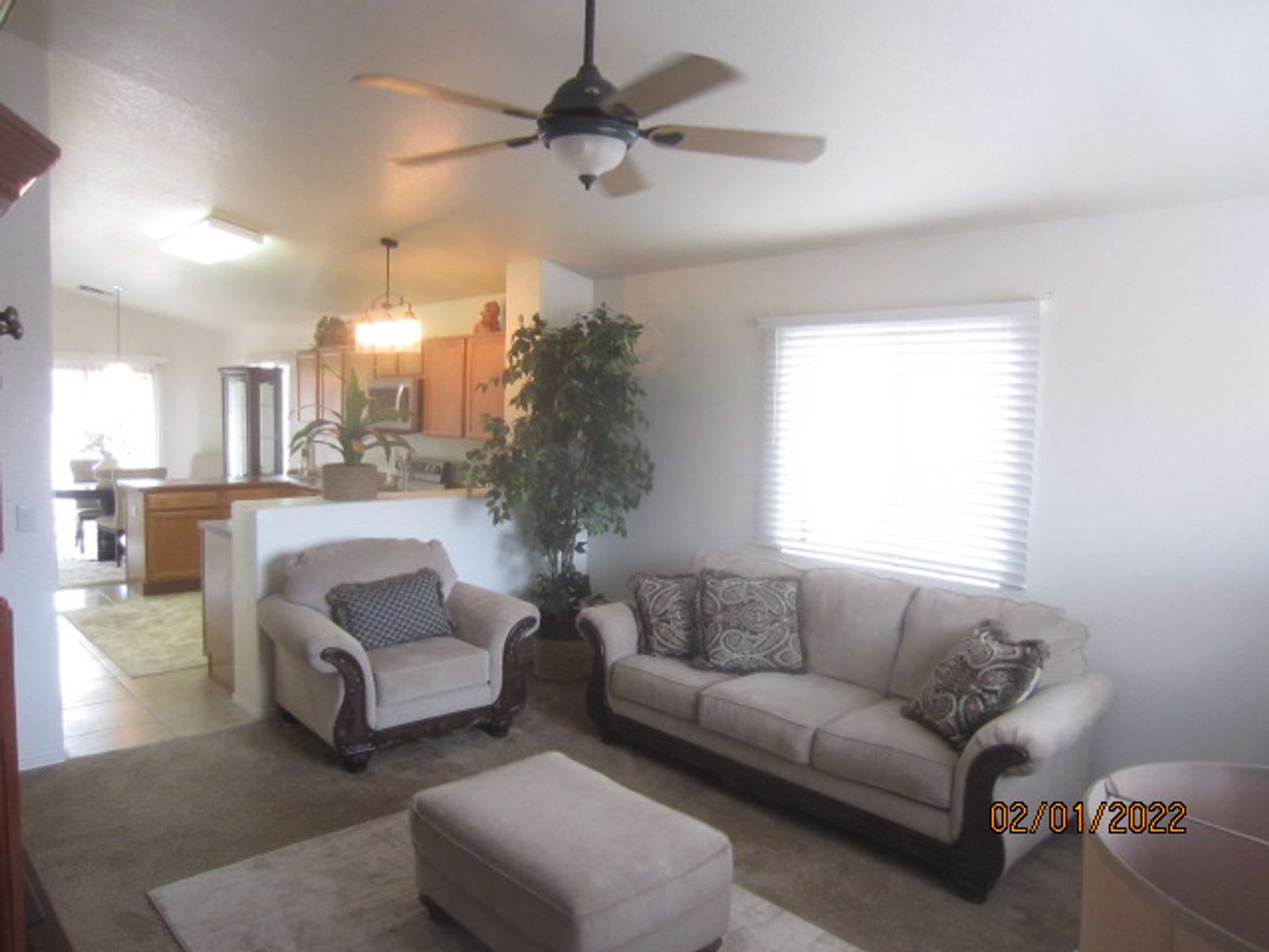 3 Bedroom in Rita Ranch, Great Room, Spacious Master Bedroom, Big Yard – photo 2
