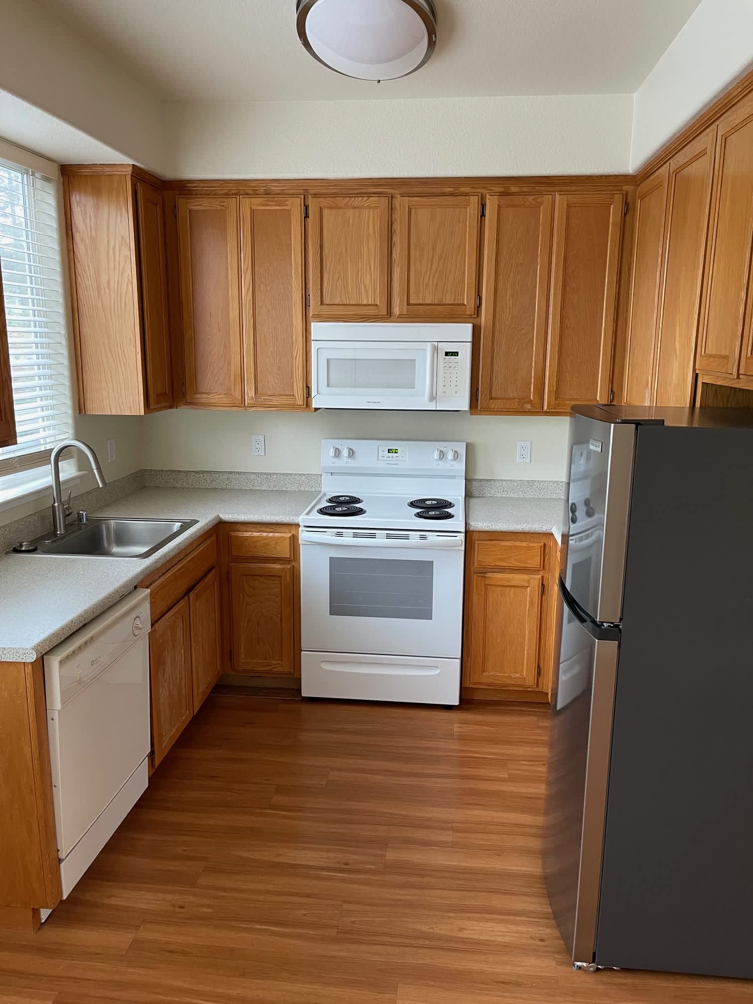1000 Prospect Avenue – photo 3