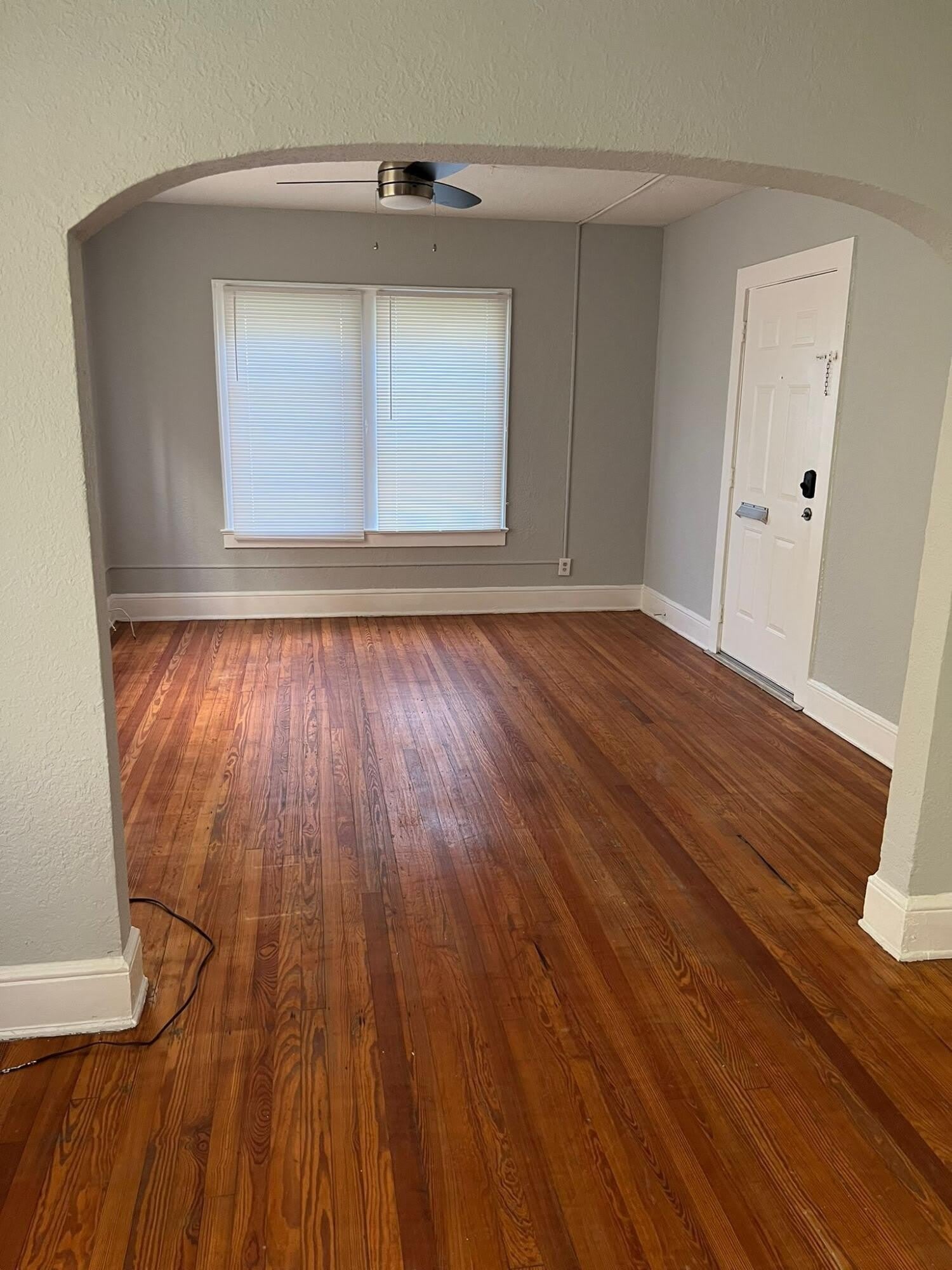 1852 Washington Street – photo 4