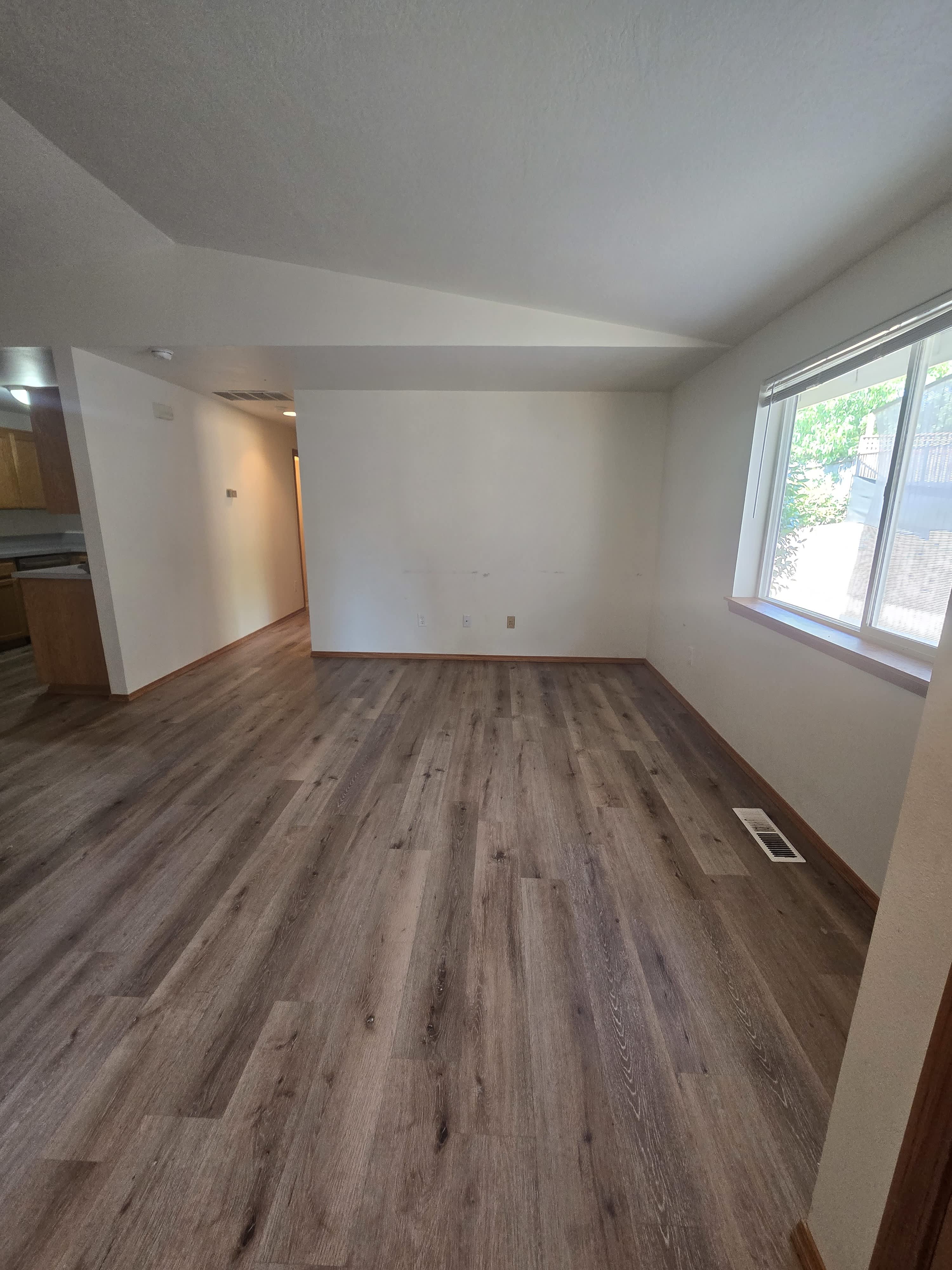 1859 Skyline Ct S – photo 4