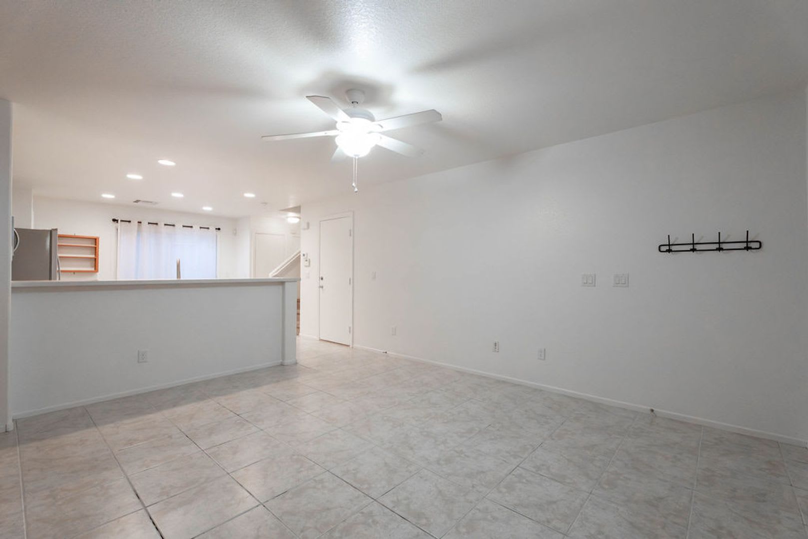 10380 Commanche Moon Avenue, Las Vegas, NV 89129 – photo 2