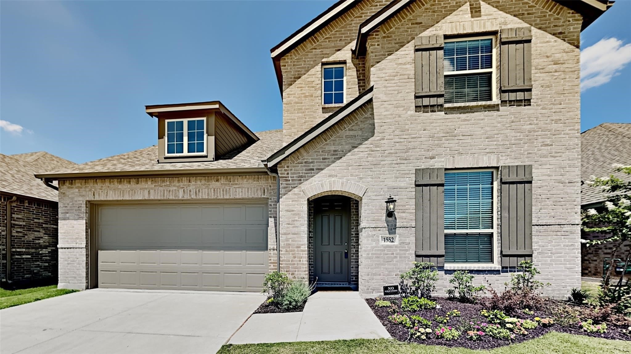 1552 Seminole Drive – photo 2
