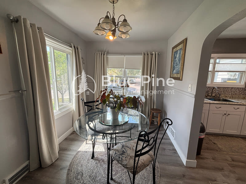 306 Lawton Street – photo 5
