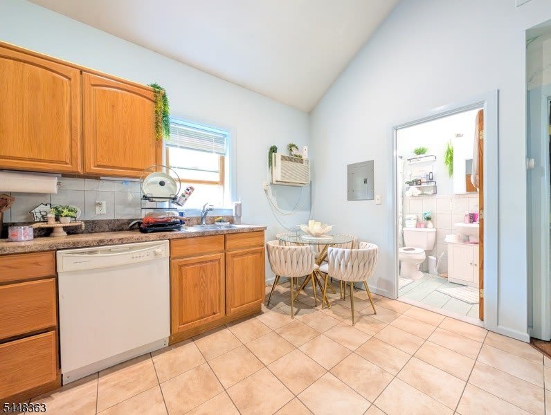 80 Schuyler Ave – photo 5