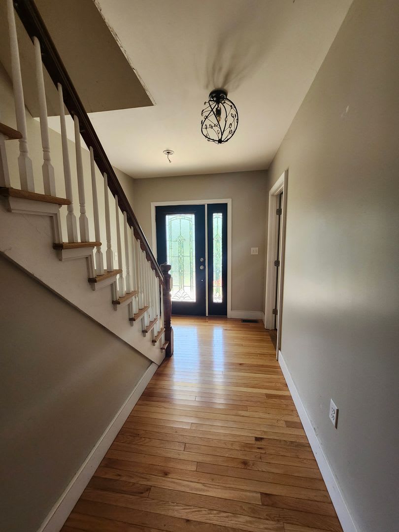Oversized 3-Bedroom Duplex for Rent – $3,000/Month – photo 4