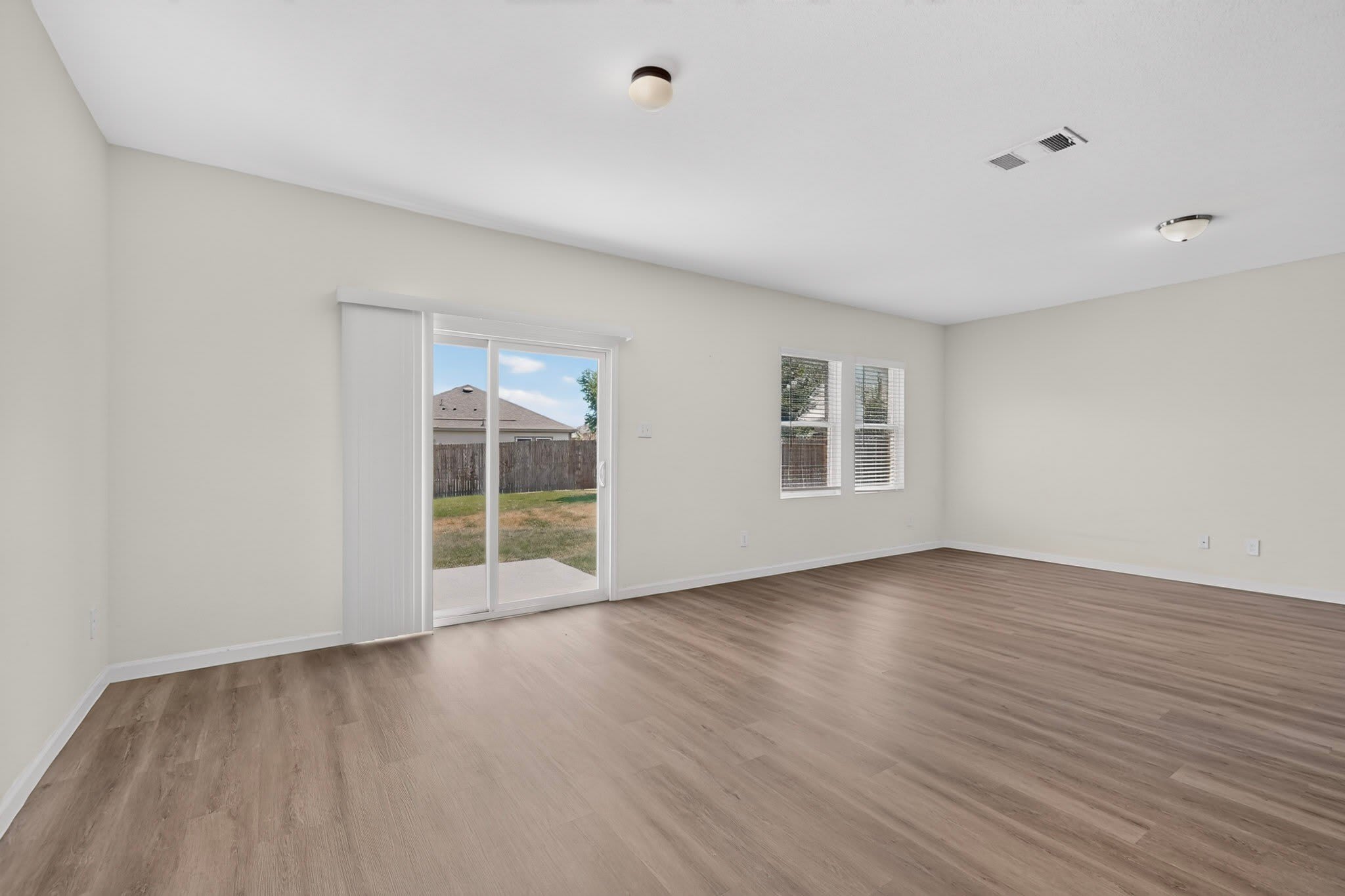 702 Camden Drive – photo 4