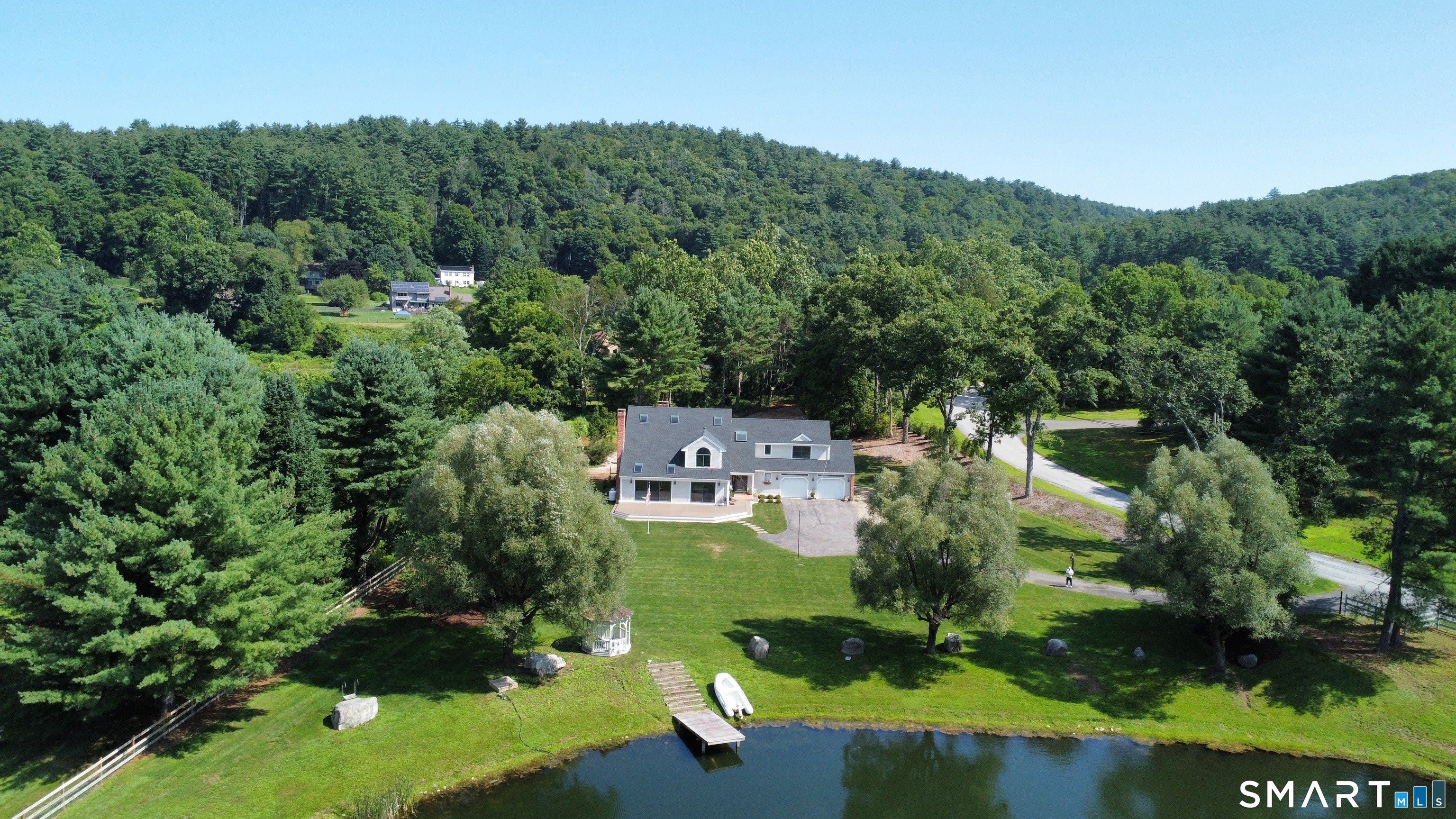 4 Breezy Hill Road – photo 1