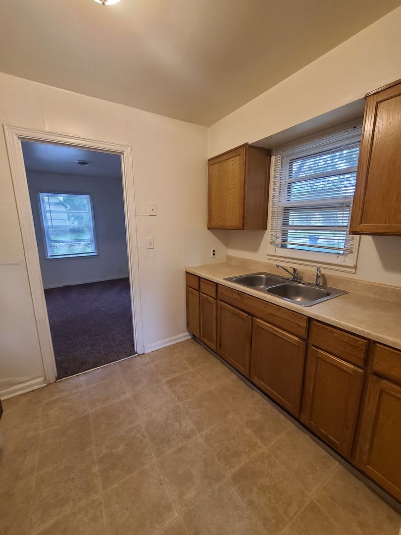 2 Bedroom Single Family Home Pet Friendly – photo 5