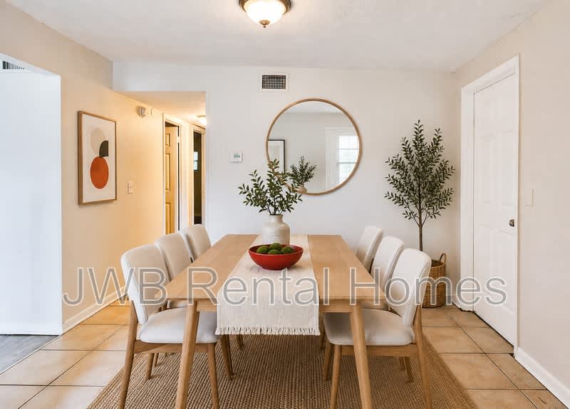 3142 Mecca St – photo 5