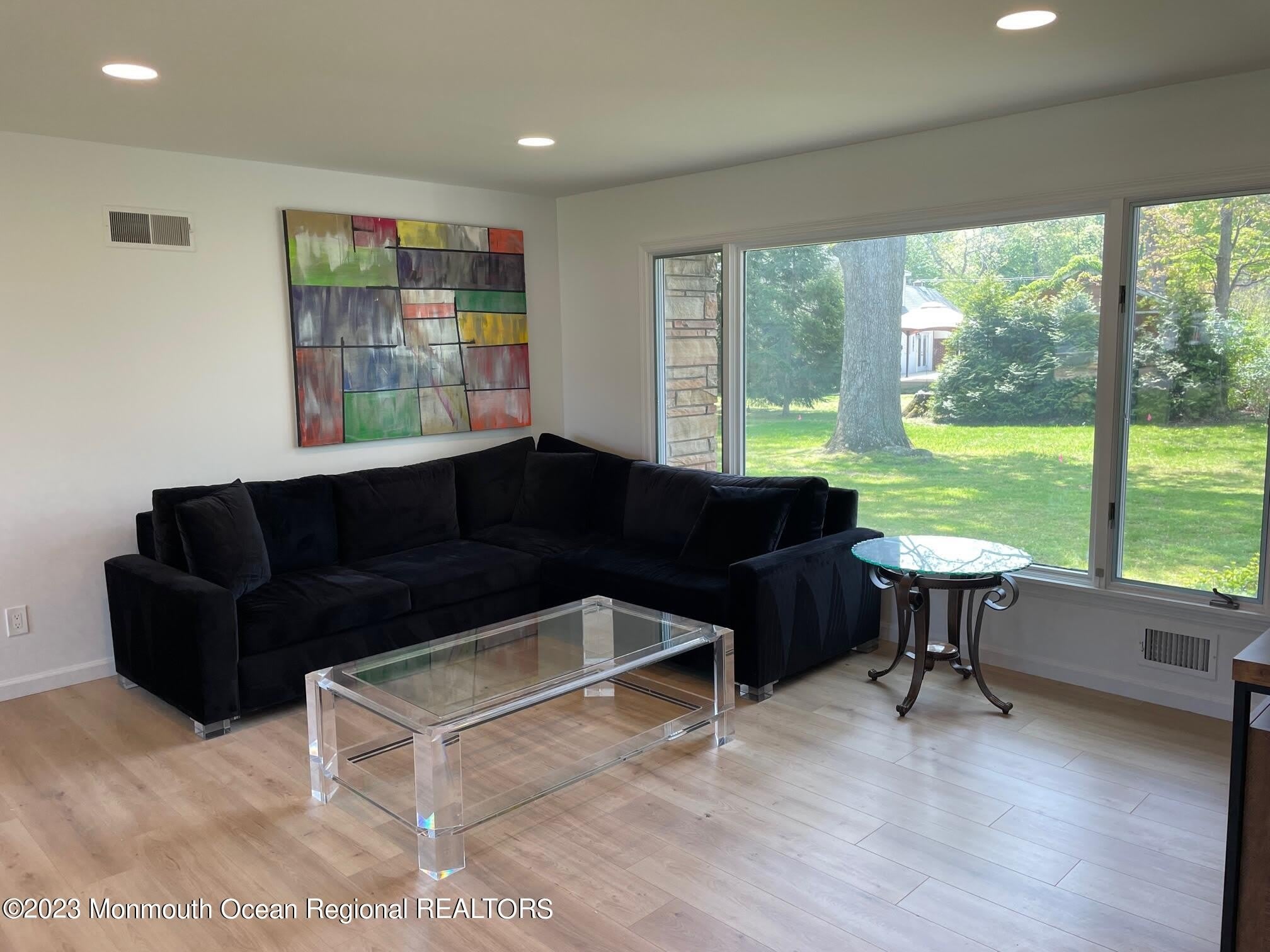 12 Greenbrier Road – photo 2