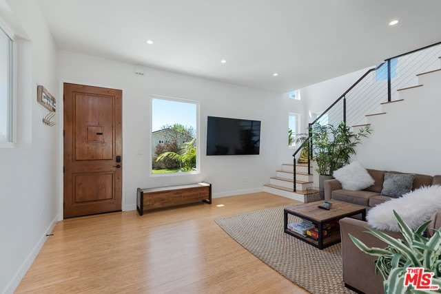 7447 W 81ST St – photo 3