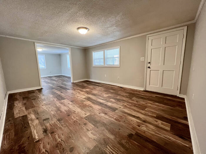 723 Wren Road – photo 5
