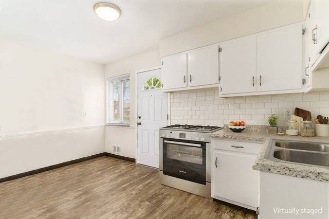 889 North Meadows CourtA – photo 2