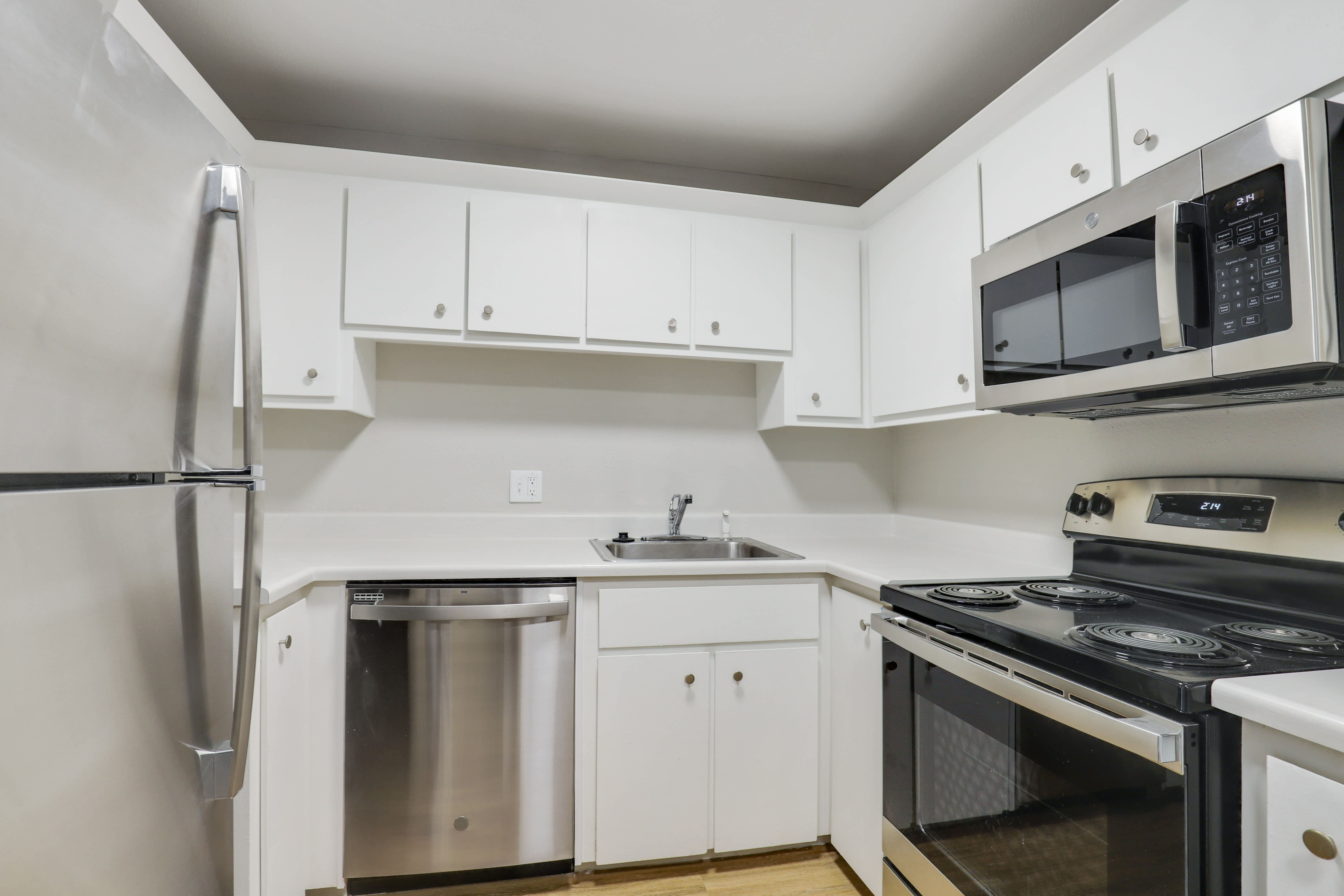 1325 Garfield – photo 3
