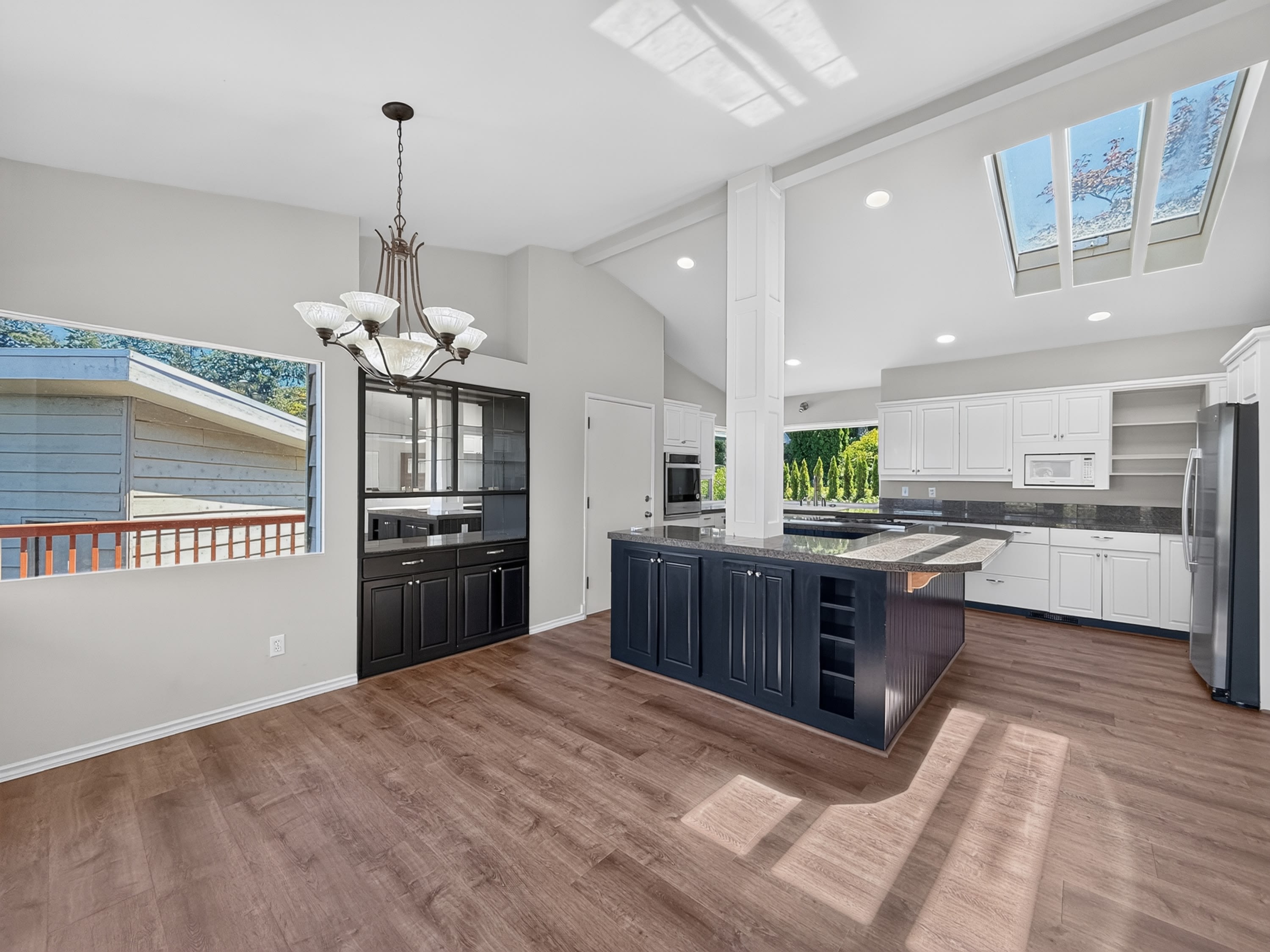 16706 Southeast 44 Street – photo 3