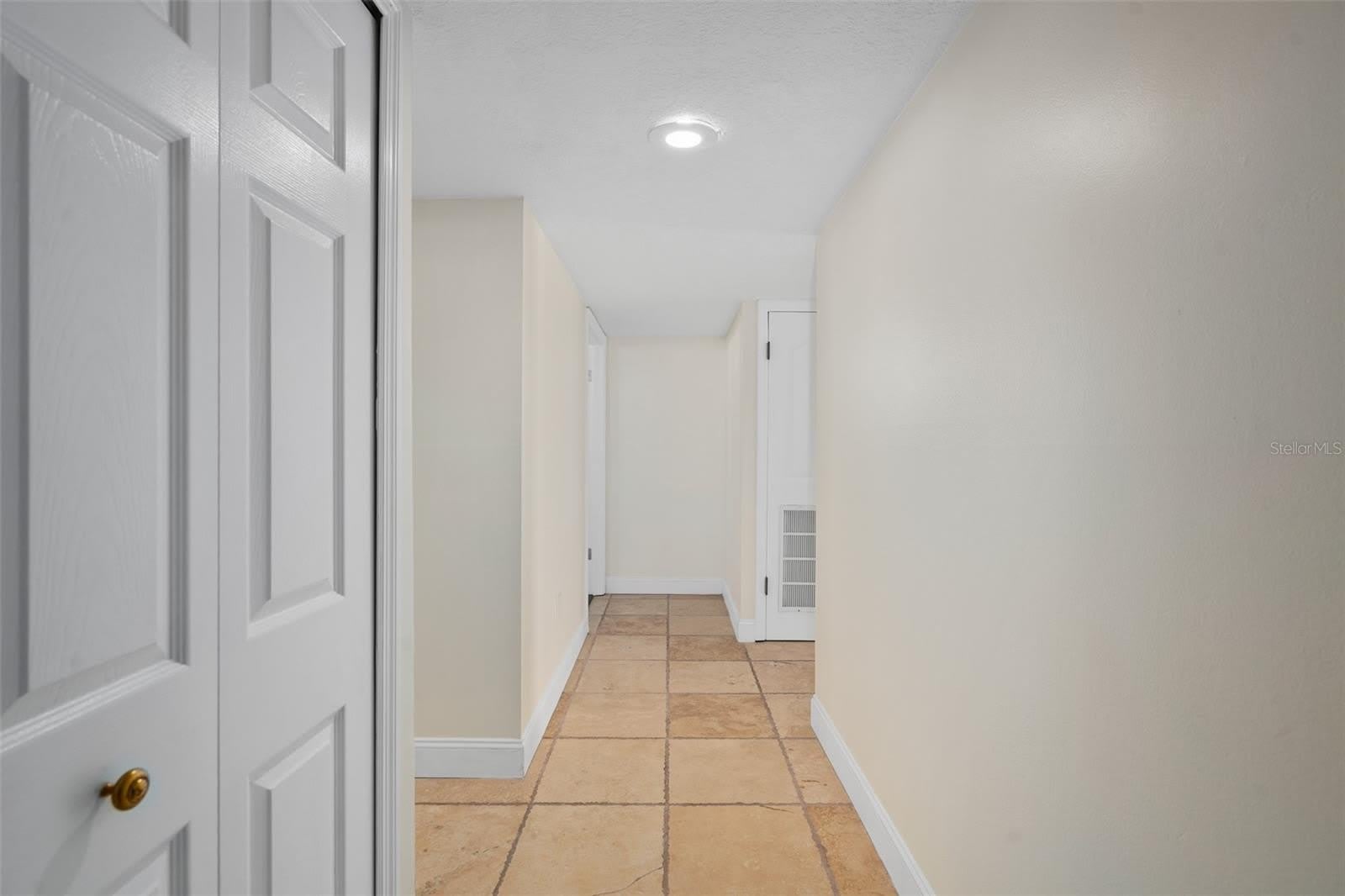 1100 S Orlando Avenue – photo 4